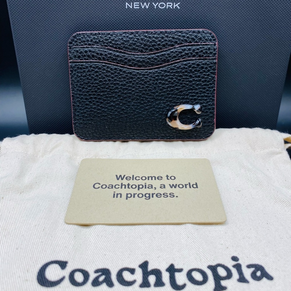 Coach Coachtopia Black Wavy Card Case in Coachtopia Leather